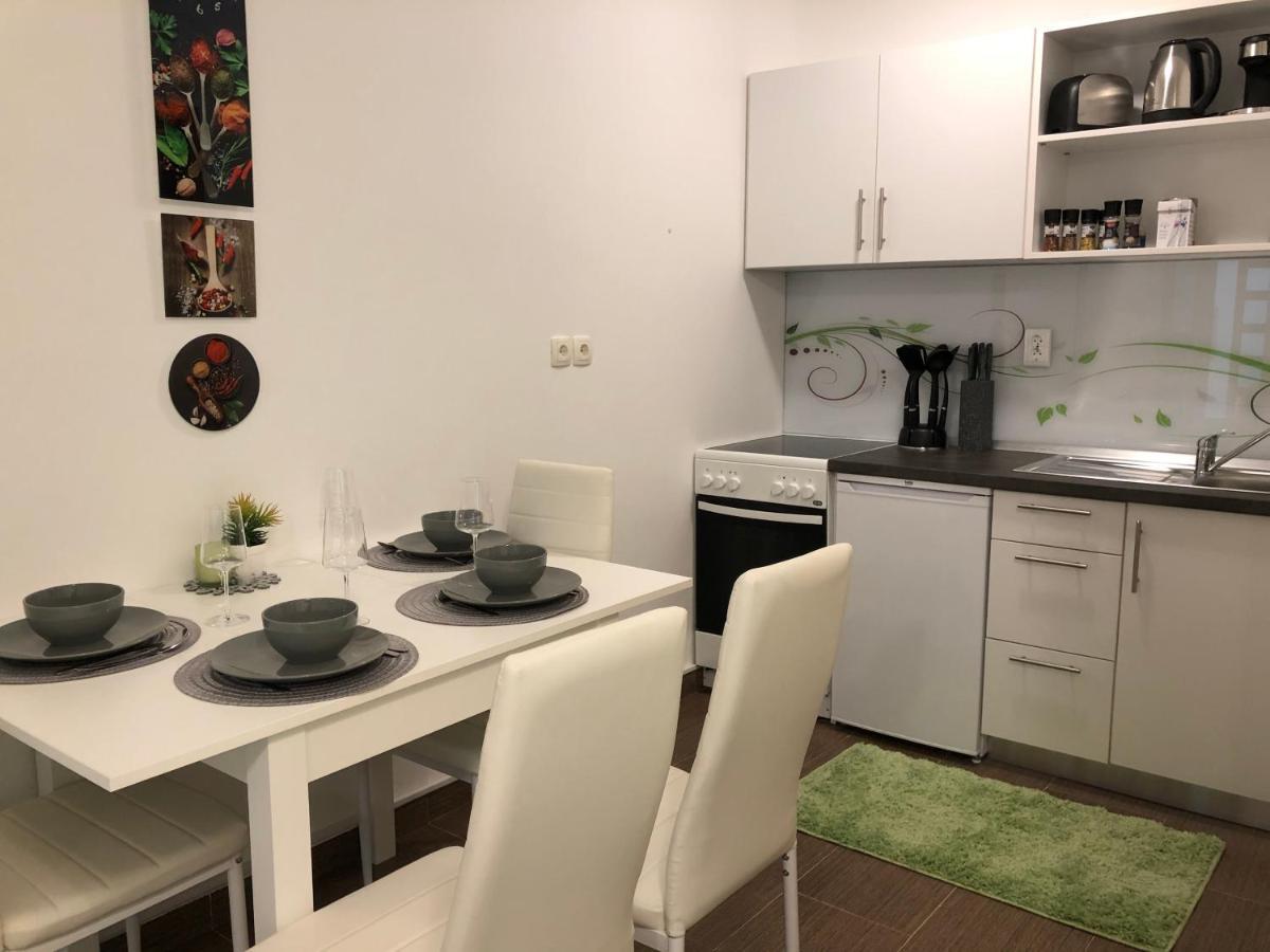 דירות לובליאנה Modern Center Studio Under The Castle II Free Parking מראה חיצוני תמונה